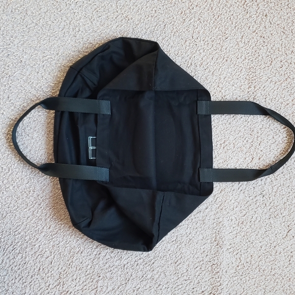 NWT Karl Lagerfeld Tote Bag Karl Lagerfeld Motif on Front AND Back! Tote Bag - Picture 9 of 16